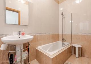 Modern Apartment in the Heart of Sliema Steps from the Seafront - 2