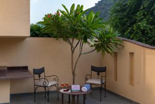 Raj Suites by ELIVAAS Signature - 4