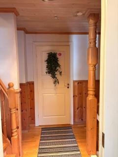 Entire 1st floor of a 2 floor house - 7