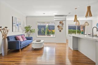 StayAU 4BRM Chic Urban Retreat - 0