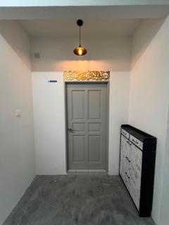 Saiq Miji Palace - 0