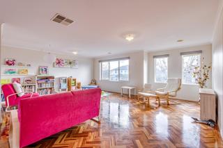 StayAU Family Home Comfort in Caroline Springs - 9