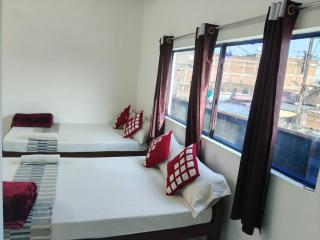Hotel Ashutosh - 1