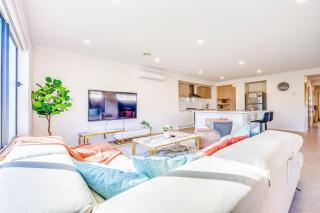 StayAU 4BR Tranquil Family Escape House Point Cook - 9