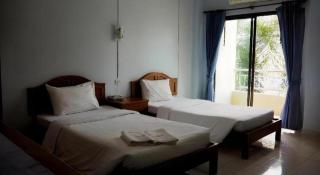 Ritzy House Hotel - 4