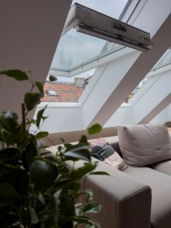 Bright and Central - Modern Bratislava Flat - 1