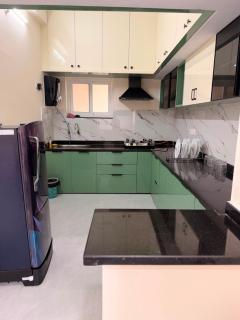 Spacious 3bhk at kondapur - 1
