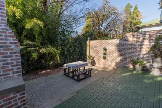 Milner Manor Guesthouse - 1