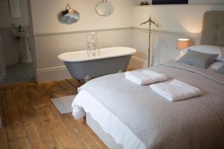 Little Boutique Club - Bridport - 3