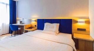 7 Days Premium·Tianjin Gulou Metro Station Joy City - 1