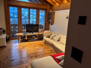 Charming chalet, heart of village - 2