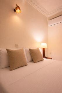 Luxury 3BR Apartment Nugegoda bordering Colombo 5 - 8