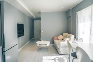 Freshly Renovated Studio Apartment 20min to City - 5