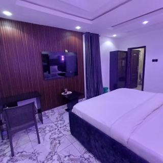 Lakabana edge hotel and suites - 1