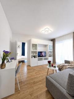 Lety's Cosy Apartment, Free Parking and Wifi - 0