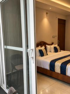The Grand Indra Resort # Central Heated & Air Cooled # Lift # Parking # Restaurant # Rooftop # Dharamshala - 8