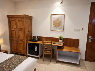 The Grand Indra Resort # Central Heated & Air Cooled # Lift # Parking # Restaurant # Rooftop # Dharamshala - 5
