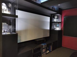 Dream Clyde Family Home Movie Theater and Pool Table - 7