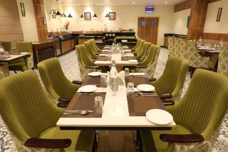 Days Hotel By Wyndham Neemrana - 3