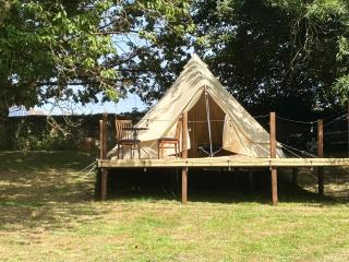 Canutes Field bell tent - 6