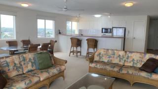 Riviere Unit 718 - 3