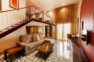 Central Sliema Palazzo Floor with Terrace and Hotel Facilities - 0