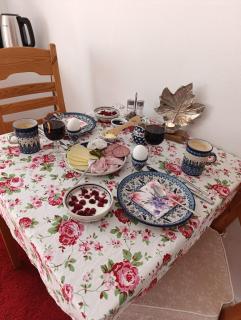 Tillbet's B&B - 3