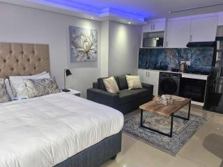 Millennial Blue Haven - 3