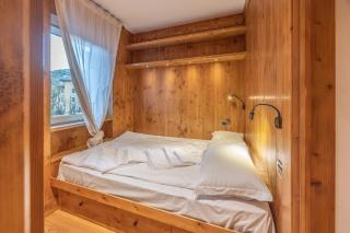 Casa Ampezzo, in the town center with balcony and parking area - 5