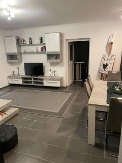 Private bungalow with garden 2 bedrooms 1 bathroom complete - 7