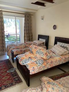 Paridot IN Hotel And Resort - 1