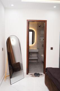 1BHK Luxury Suite Walk to Eiffel Tower Bahria Town - 1