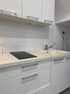 1 bedroom renovated duplex w safety room - 6