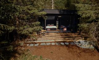 Scandinavian Luxury in the Wild -  - 9
