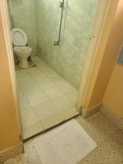 AURASTAYs - 1