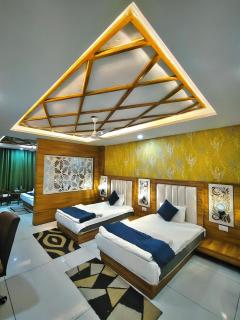Blue Bella Boutique Hotel Haridwar - 3