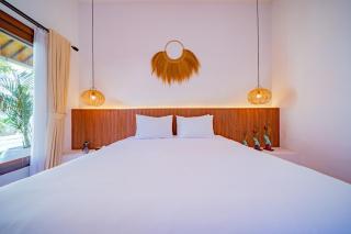 3BR villa w- pool & balcony - 5