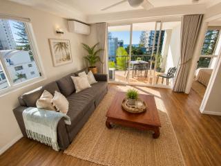 San Mateo On Broadbeach - 1