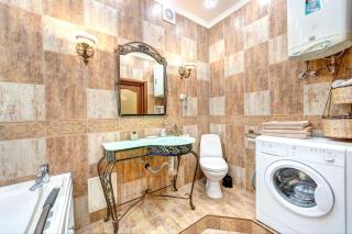 СВІТЛО! VIP Apartment in the Druzhby Narodiv metro station - 2