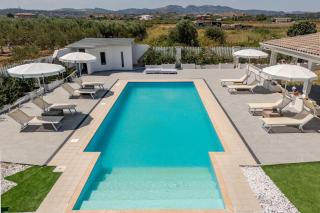 Hollywood-style villa with private pool - 7