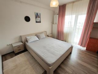 Modern & Spacious 75m Apartment - 0