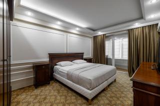 Noble Apartment in the Heart of Chișinău - 0