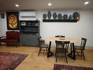 Saryan Hall - 8