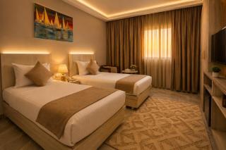 Sunshine Pyramids & GEM Hotel - 1