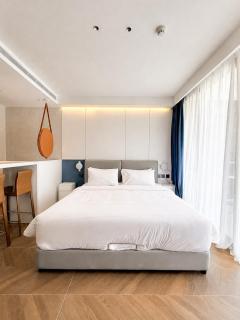 Studio Apartment by Sunshine Beach - 9