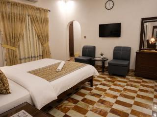 Galaxy Family Hotel Karachi Airport - 2
