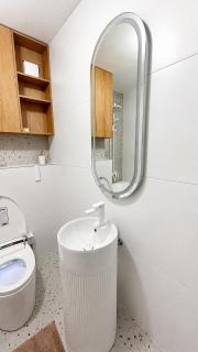 Ivory Retreat - Green Residence Stays - 8