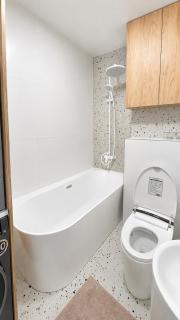 Ivory Retreat - Green Residence Stays - 5