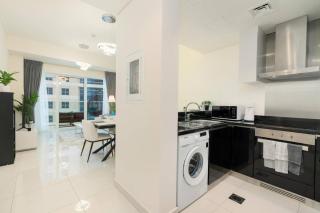 Gala Guests - Deluxe Marina View Apartments with Infinity Pool - 2