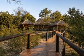 Moditlo River Lodge - 0